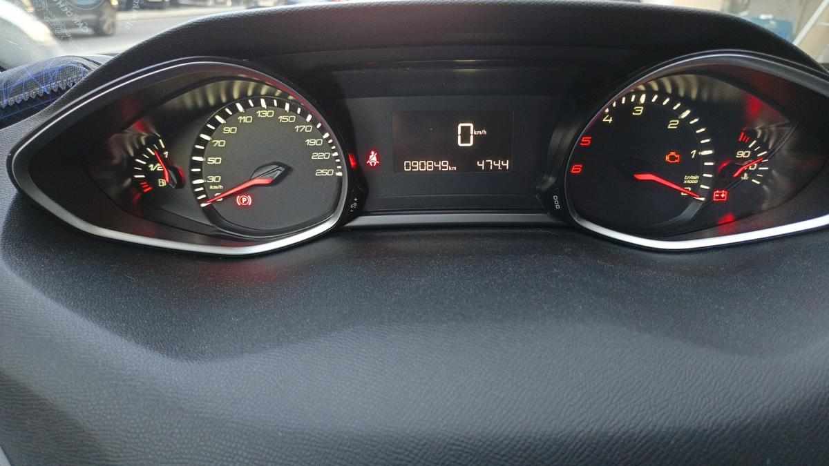 peugeot-308-1-5-bluehdi-2019-diesel-1499cc