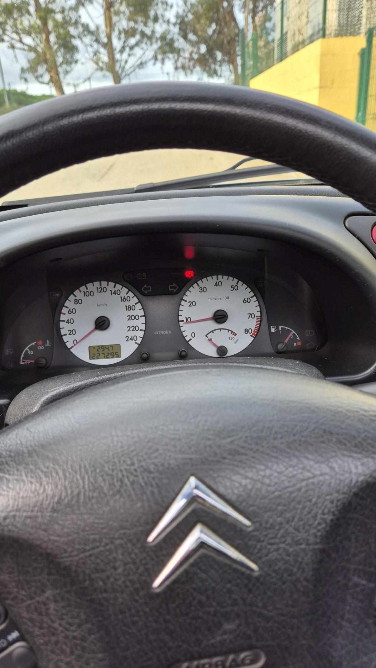 citroen-xsara-2-0-vts-2001-gasolina-1998cc