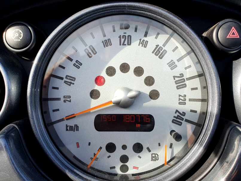 mini-cabrio-1-60-2004-gasolina-1598cc