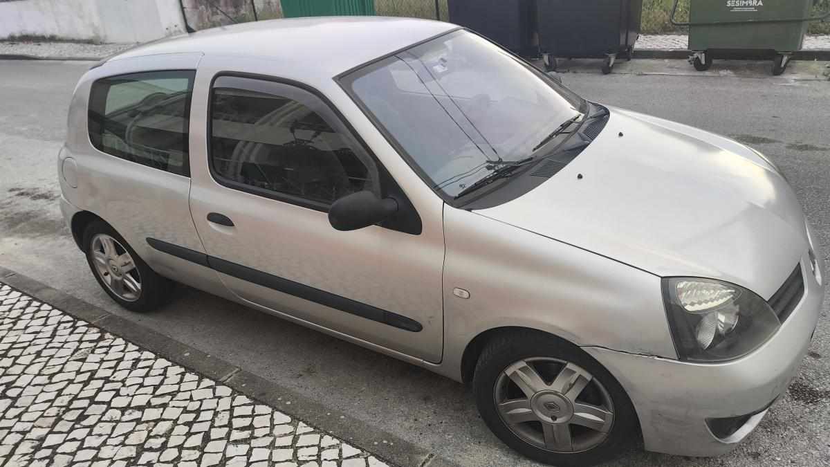 renault-clio-1-5-dci-2009-diesel-1461cc