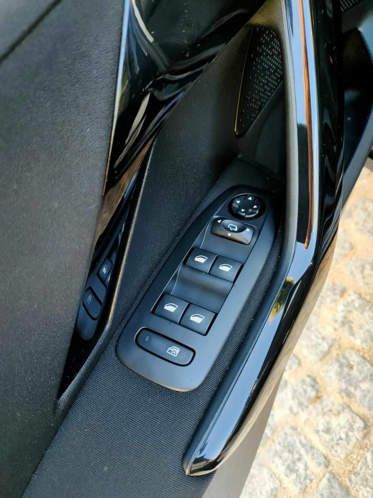 peugeot-208-1-6-bluehdi-2015-diesel-1600cc