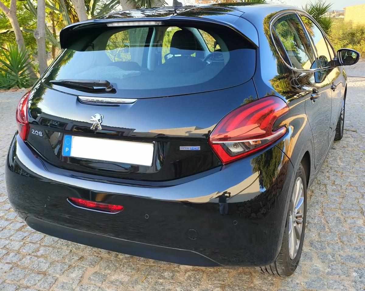 peugeot-208-1-6-bluehdi-2015-diesel-1600cc
