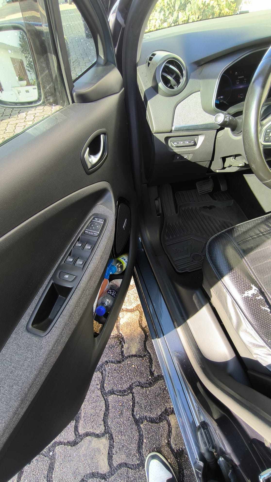 renault-zoe-r135-52-kwh-2020-eletrico
