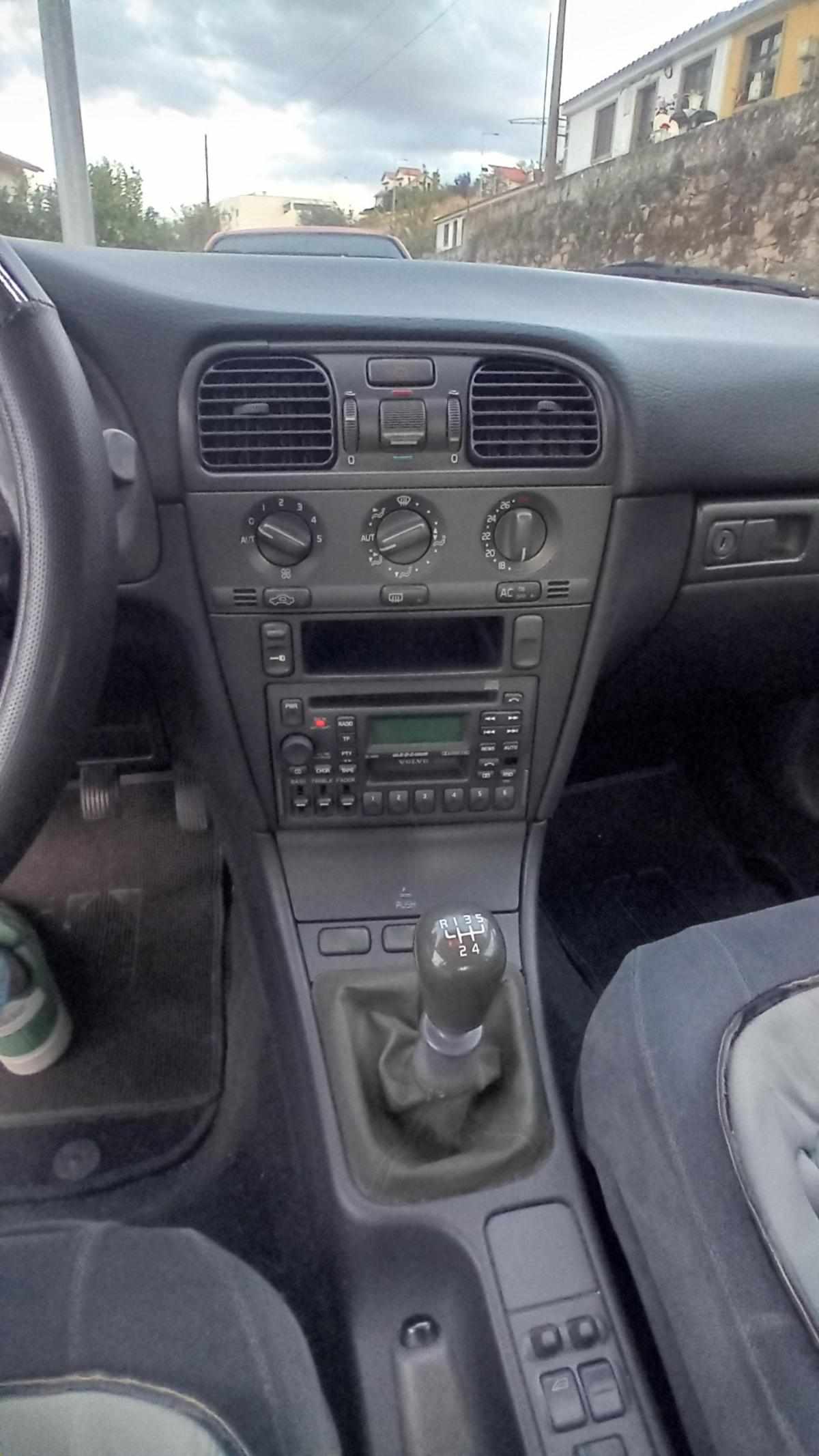 volvo-s40-1-6-2000-gasolina-1587cc
