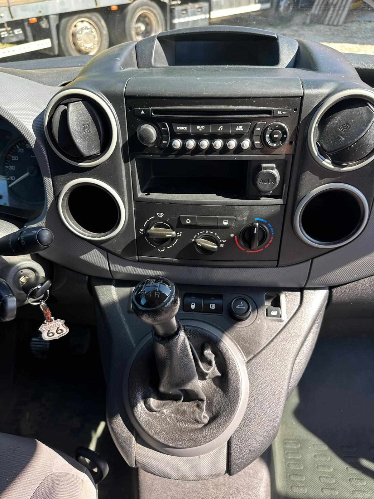 peugeot-partner-1-6-hdi-2012-diesel-1560cc