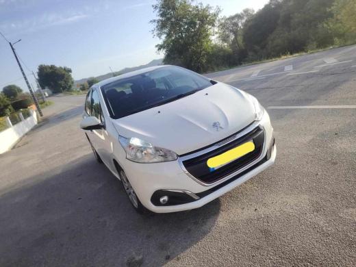 peugeot-208-1-6-bluehdi-2017-diesel-1560cc