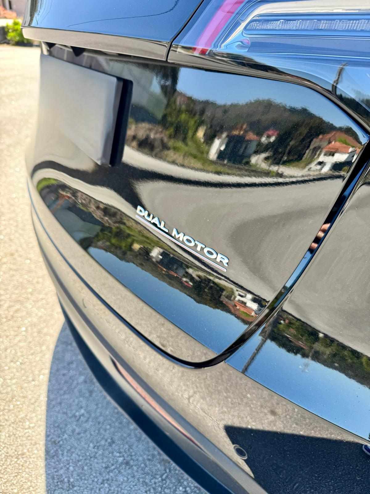 tesla-model-y-performance-2022-eletrico