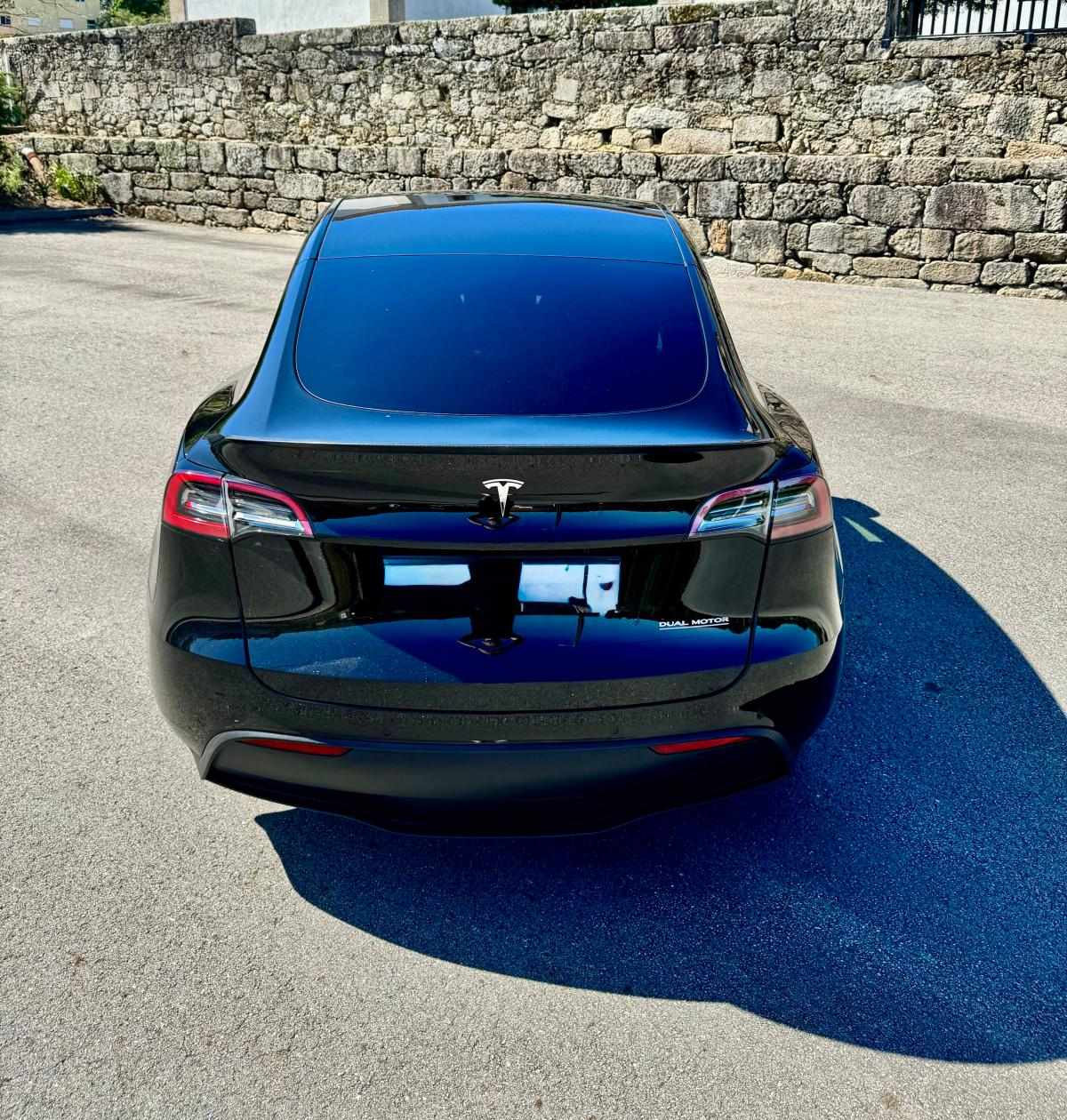 tesla-model-y-performance-2022-eletrico