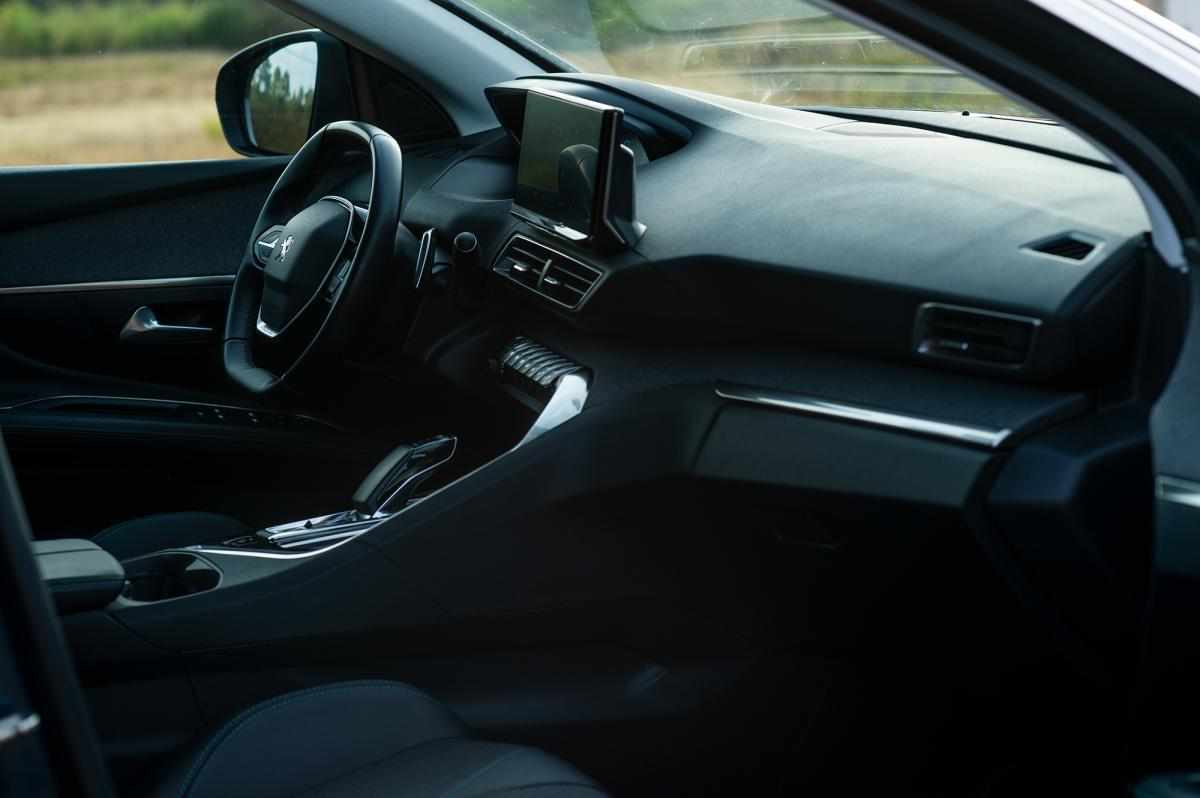 peugeot-3008-1-6-gt-hybrid4-13-2-kwh-2021-gasolina-1598cc