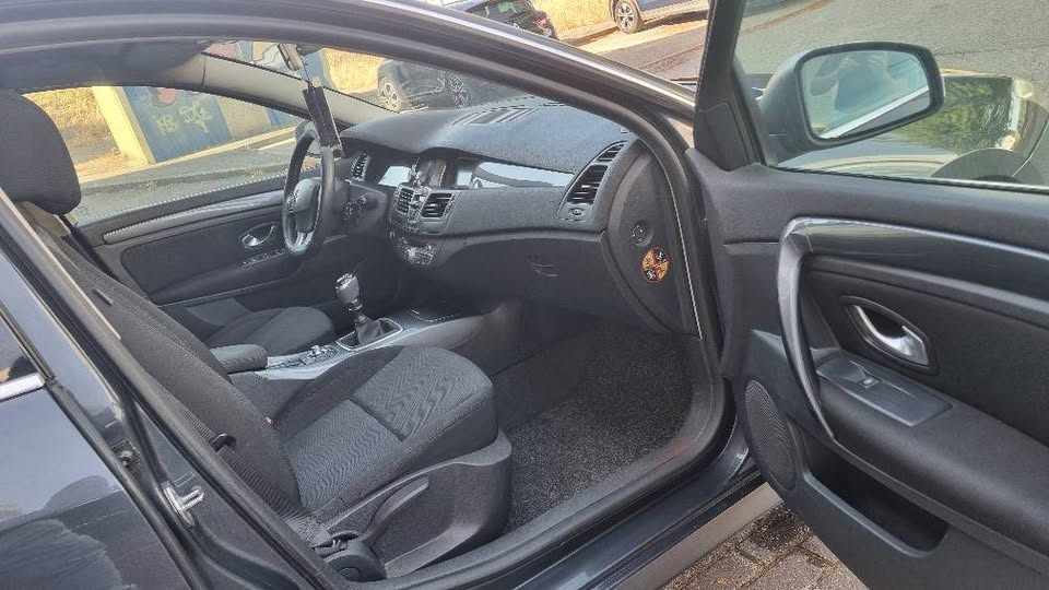 renault-laguna-1-5-dci-eco2-2010-diesel-1461cc