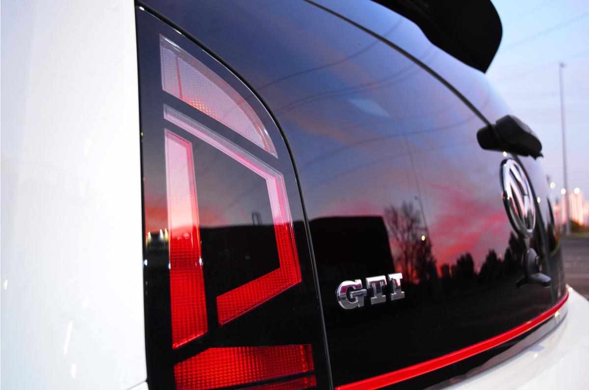 volkswagen-up-1-0-gti-2019-gasolina-999cc