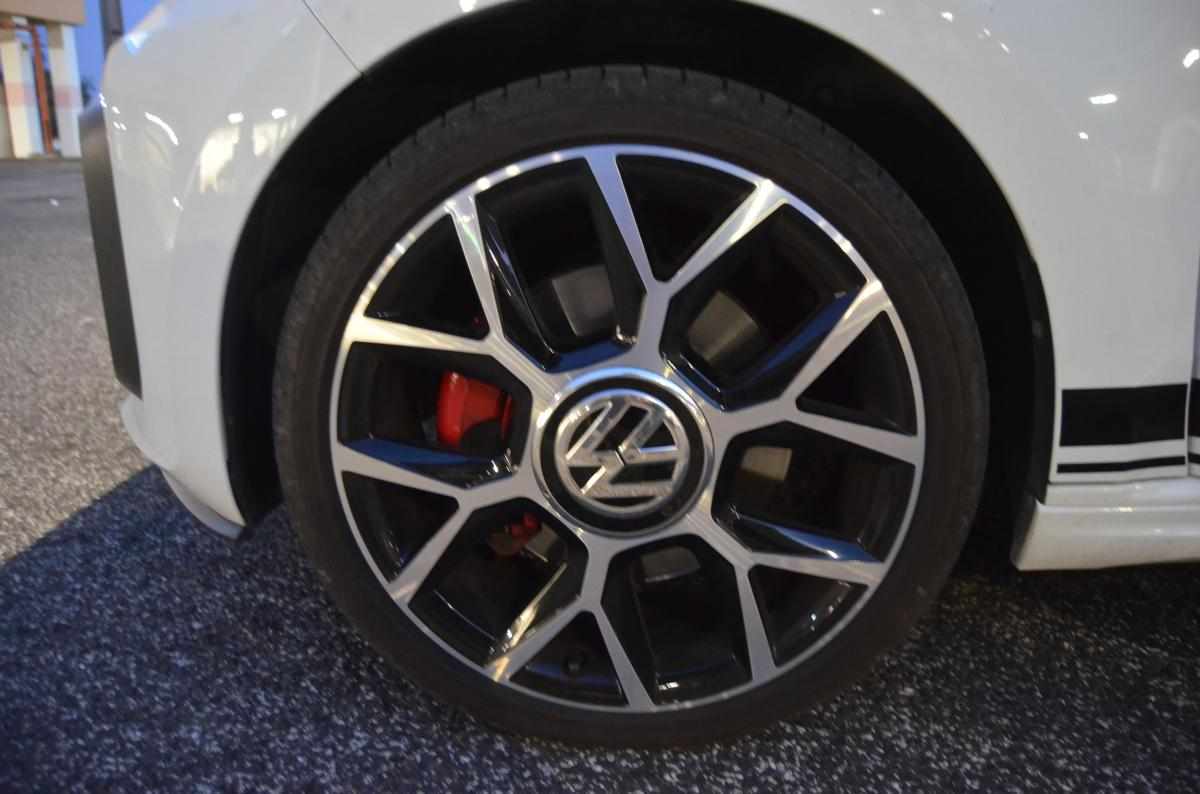 volkswagen-up-1-0-gti-2019-gasolina-999cc