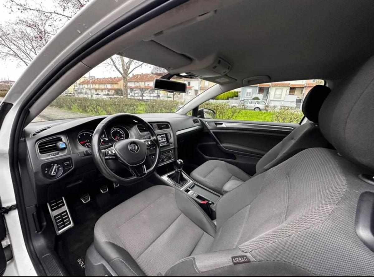 volkswagen-golf-1-6-tdi-bluemotion-2013-diesel-1598cc