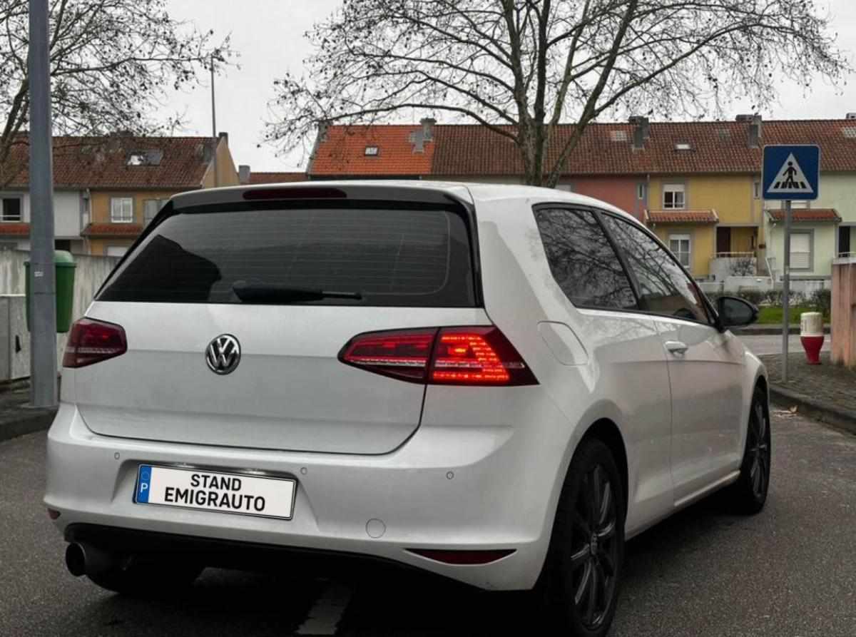 volkswagen-golf-1-6-tdi-bluemotion-2013-diesel-1598cc