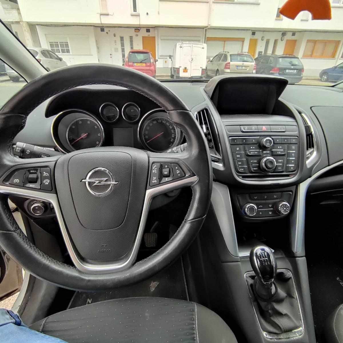opel-zafira-1-6-cdti-2016-diesel-1598cc