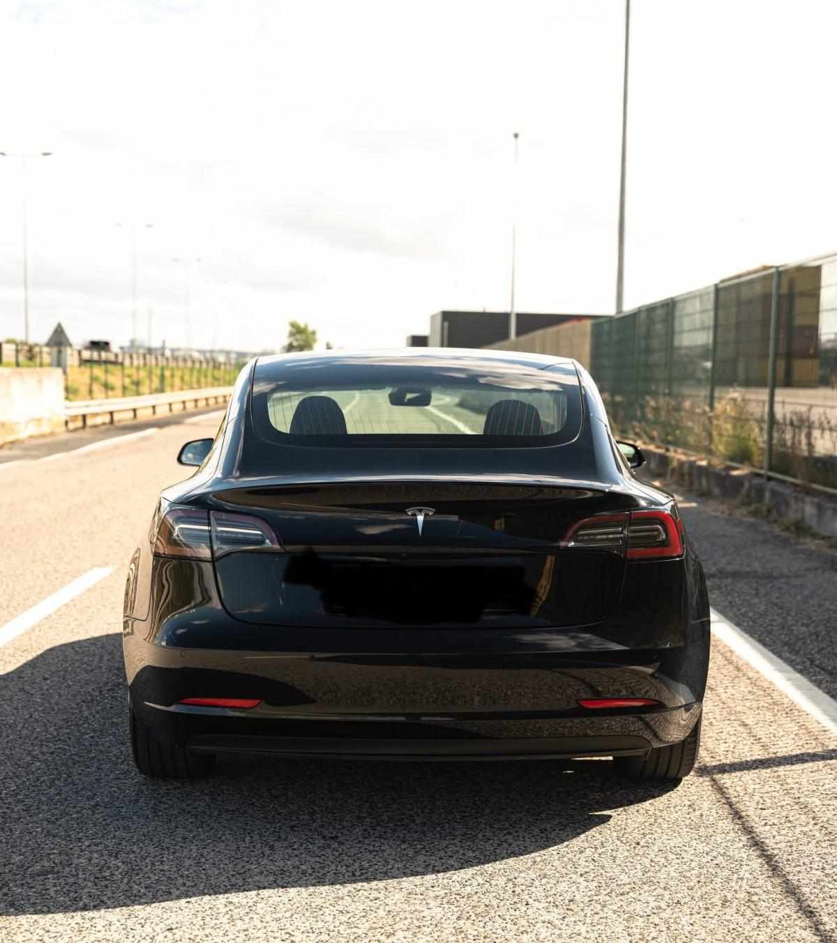 tesla-model-3-standard-range-2020-eletrico