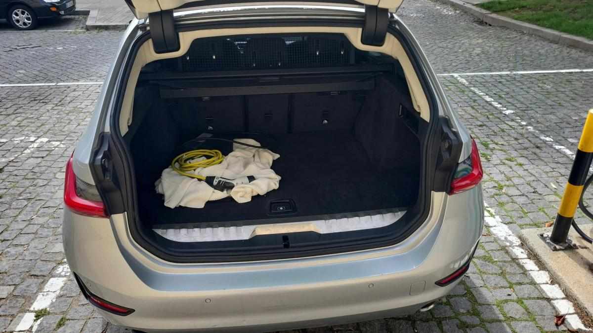 bmw-serie-3-330e-drive-2020-hibrido-1998cc