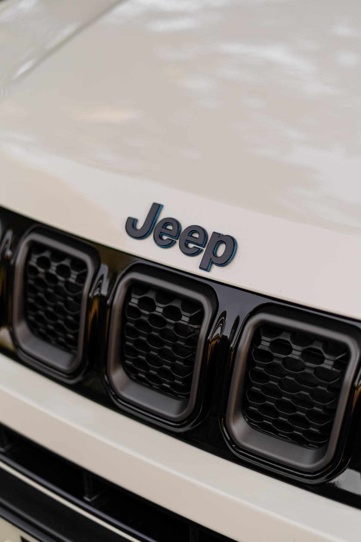 jeep-compass-1-3-plug-in-hybrid-4xe-240-2022-gasolina-1332cc