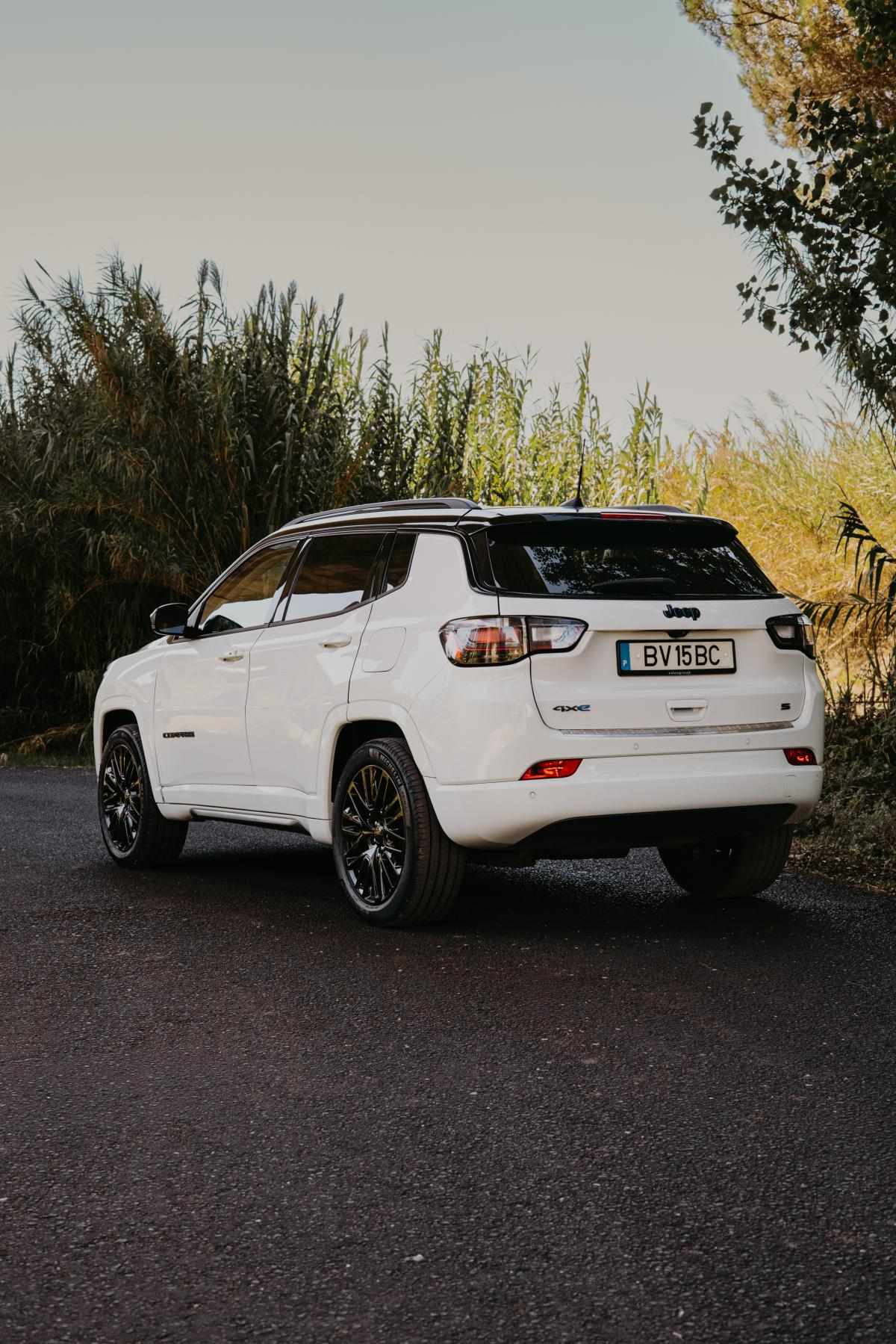 jeep-compass-1-3-plug-in-hybrid-4xe-240-2022-gasolina-1332cc