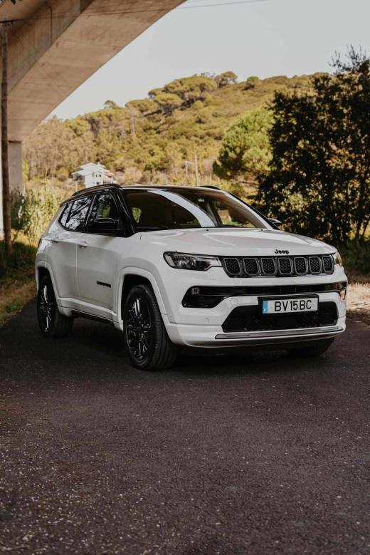 jeep-compass-1-3-plug-in-hybrid-4xe-240-2022-gasolina-1332cc