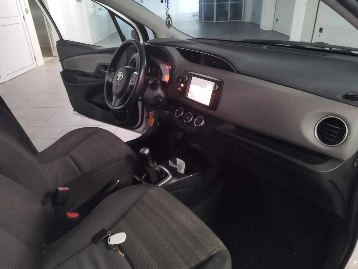 toyota-yaris-1-0-hybrid-2016-gasolina-998cc