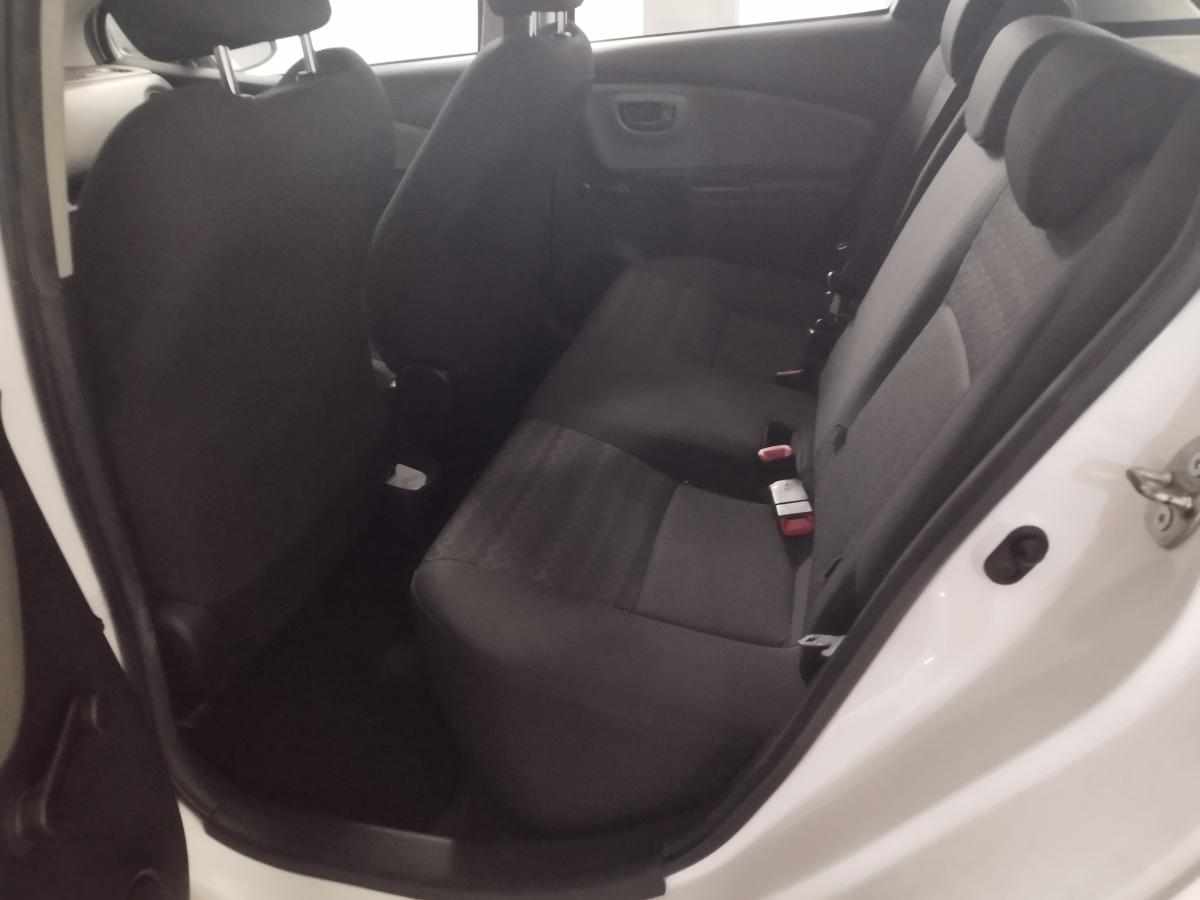 toyota-yaris-1-0-hybrid-2016-gasolina-998cc