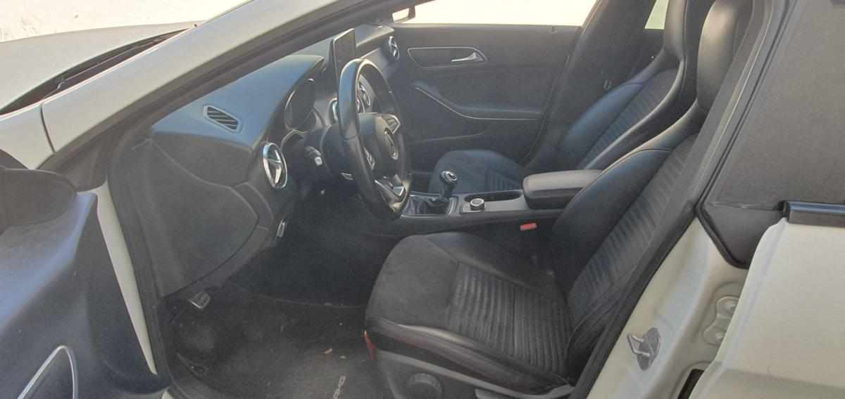 mercedes-benz-cla-200-cdi-2015-diesel-2143cc