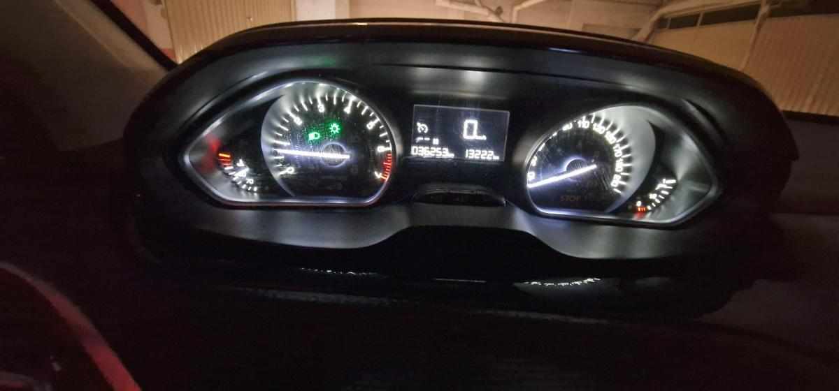 peugeot-2008-1-2-vti-2018-gasolina-1199cc