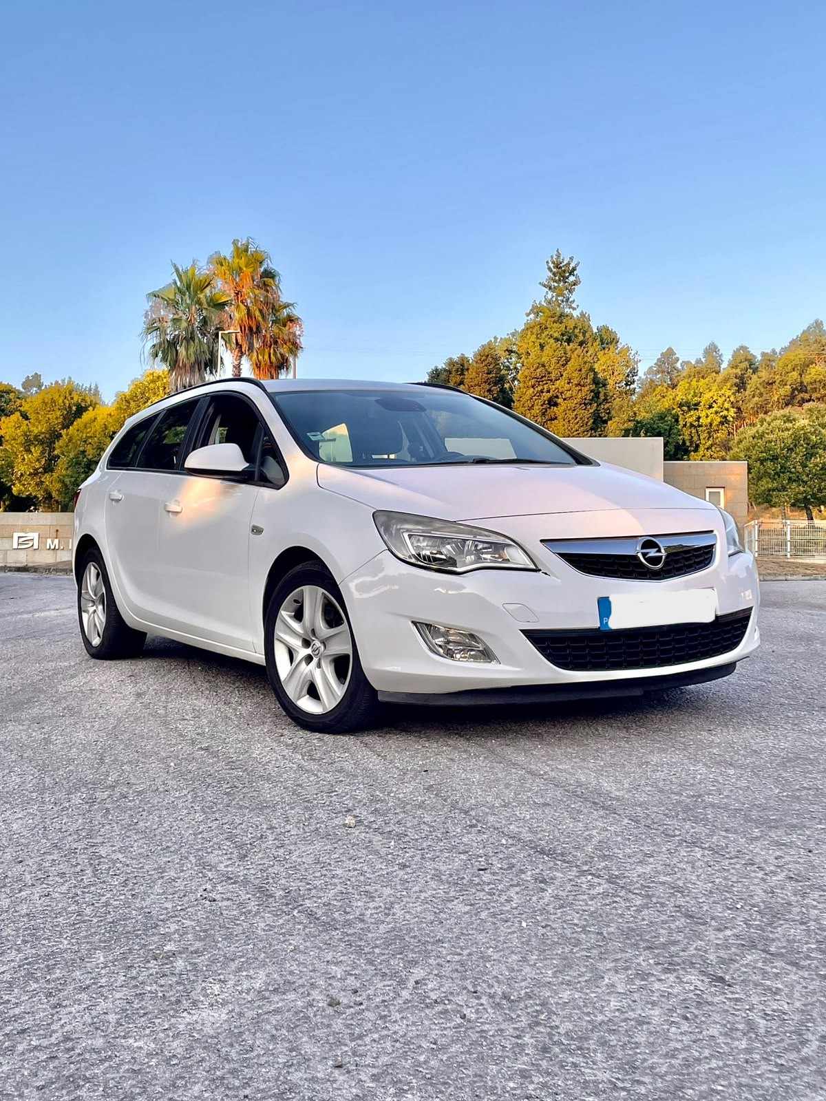 opel-astra-1-7-cdti-2011-diesel-1686cc