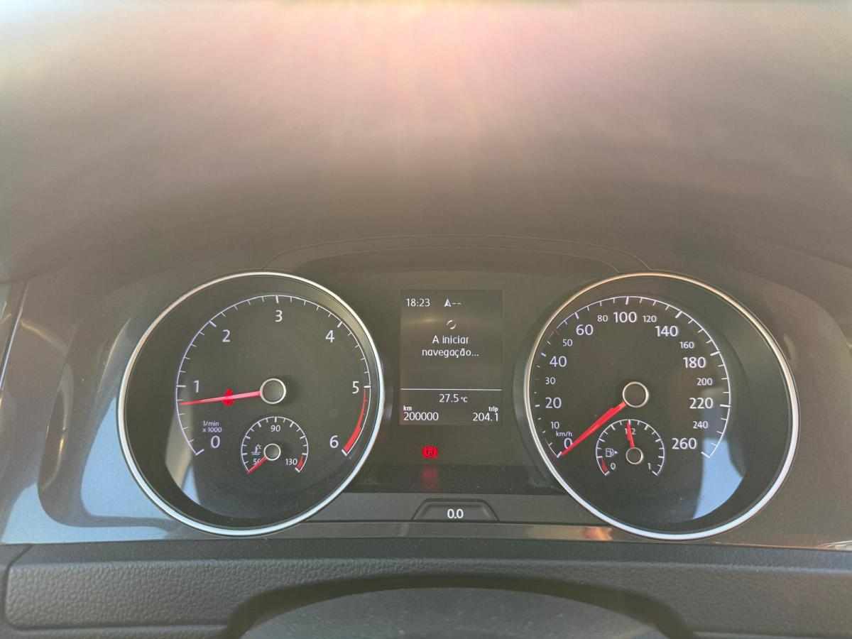 volkswagen-golf-1-6-tdi-bluemotion-2017-diesel-1598cc