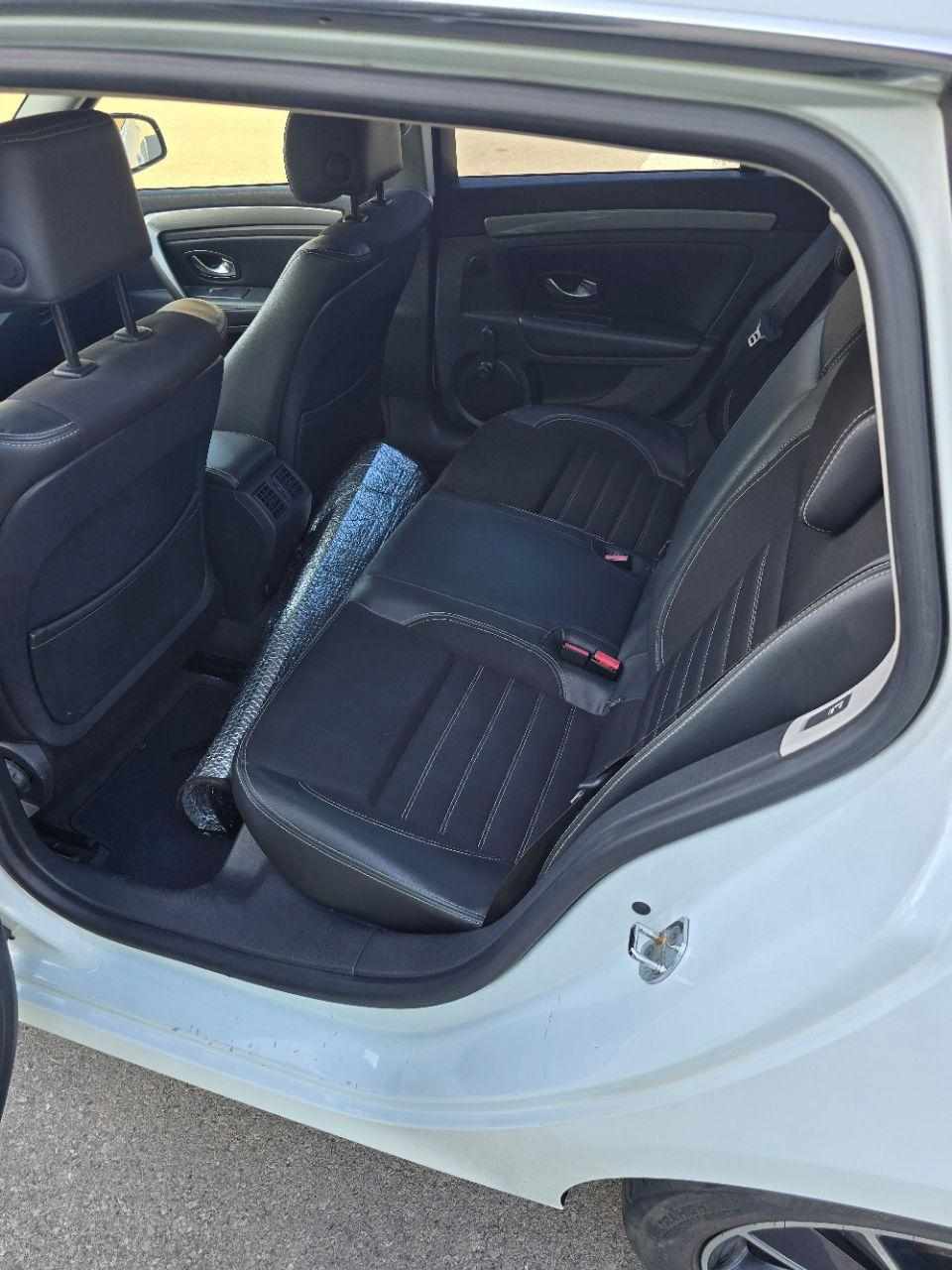 renault-laguna-1-5-dci-eco2-2012-diesel-1461cc