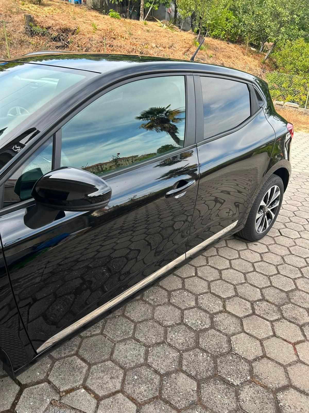 renault-clio-1-5-blue-dci-2020-diesel-1461cc