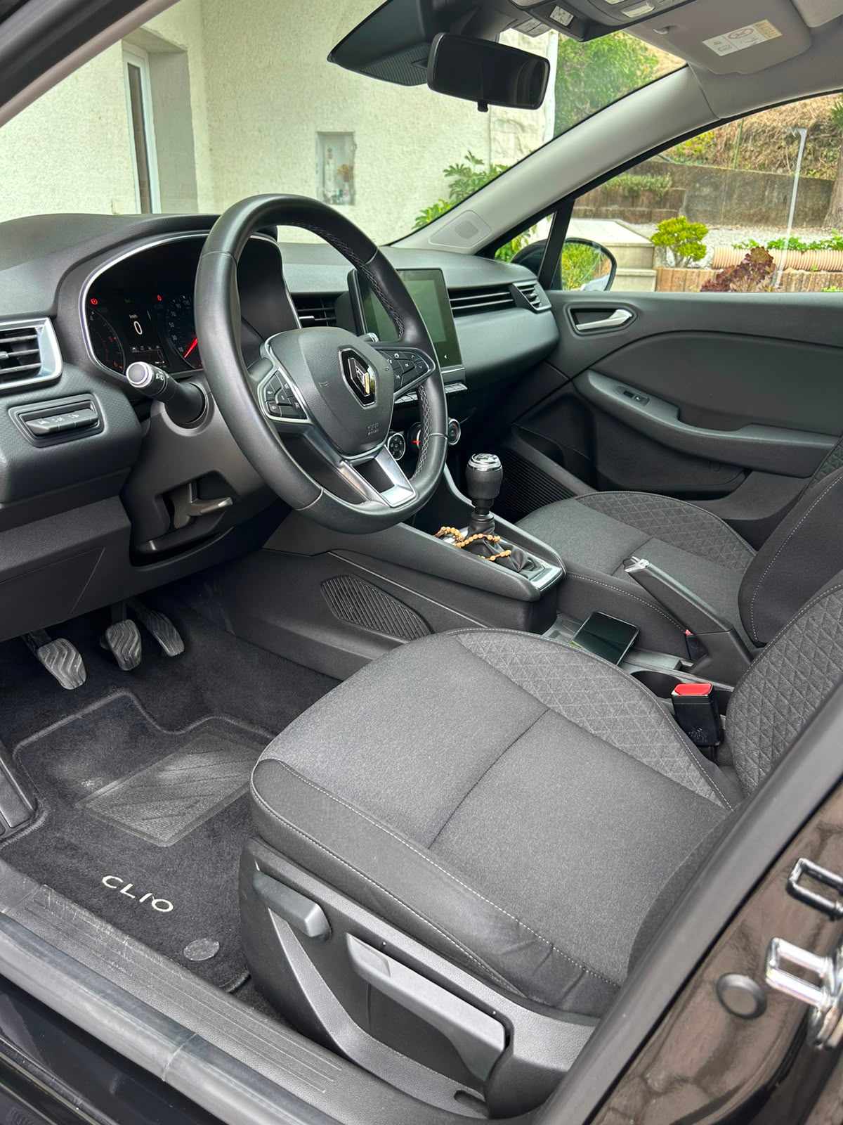 renault-clio-1-5-blue-dci-2020-diesel-1461cc