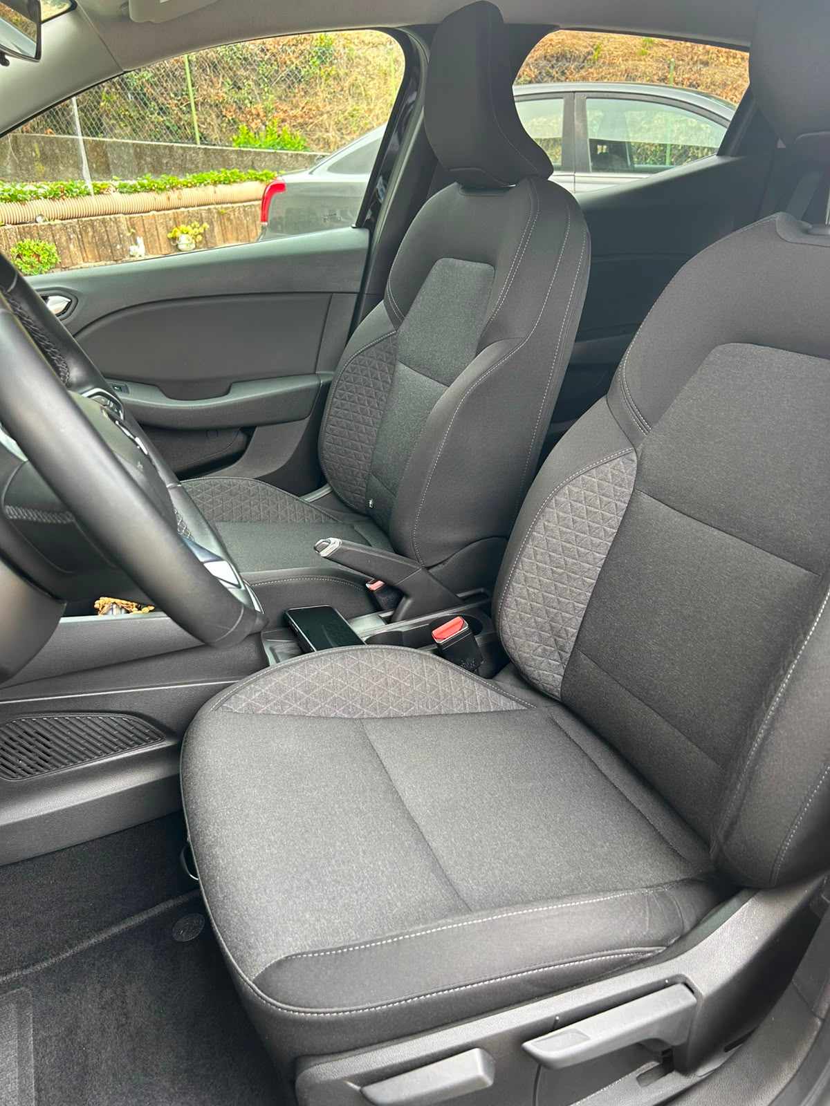 renault-clio-1-5-blue-dci-2020-diesel-1461cc