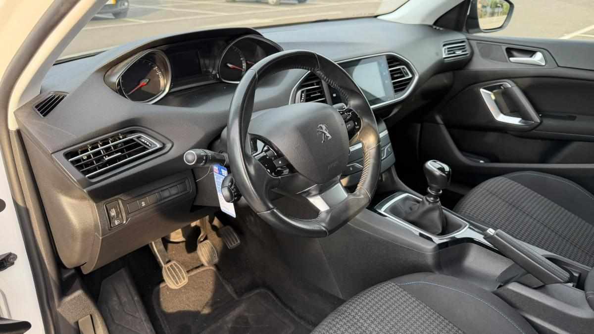 peugeot-308-1-5-bluehdi-2021-diesel-1499cc