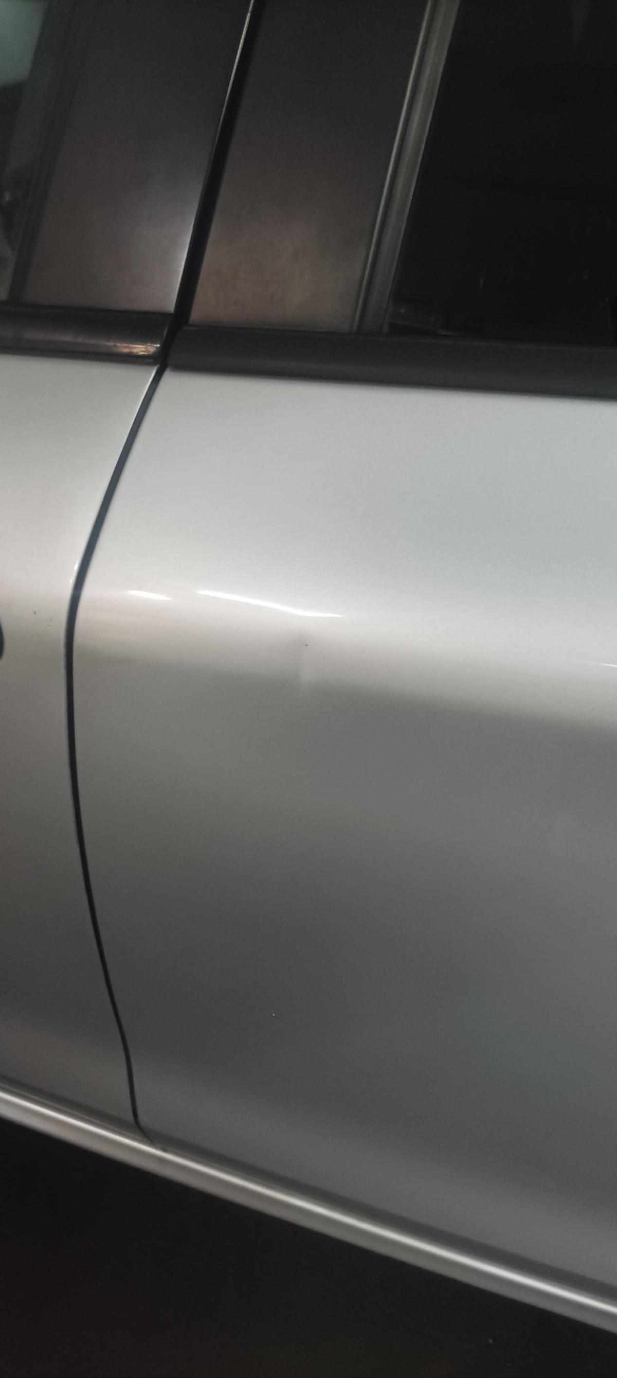 peugeot-208-1-2-vti-2015-gasolina-1199cc