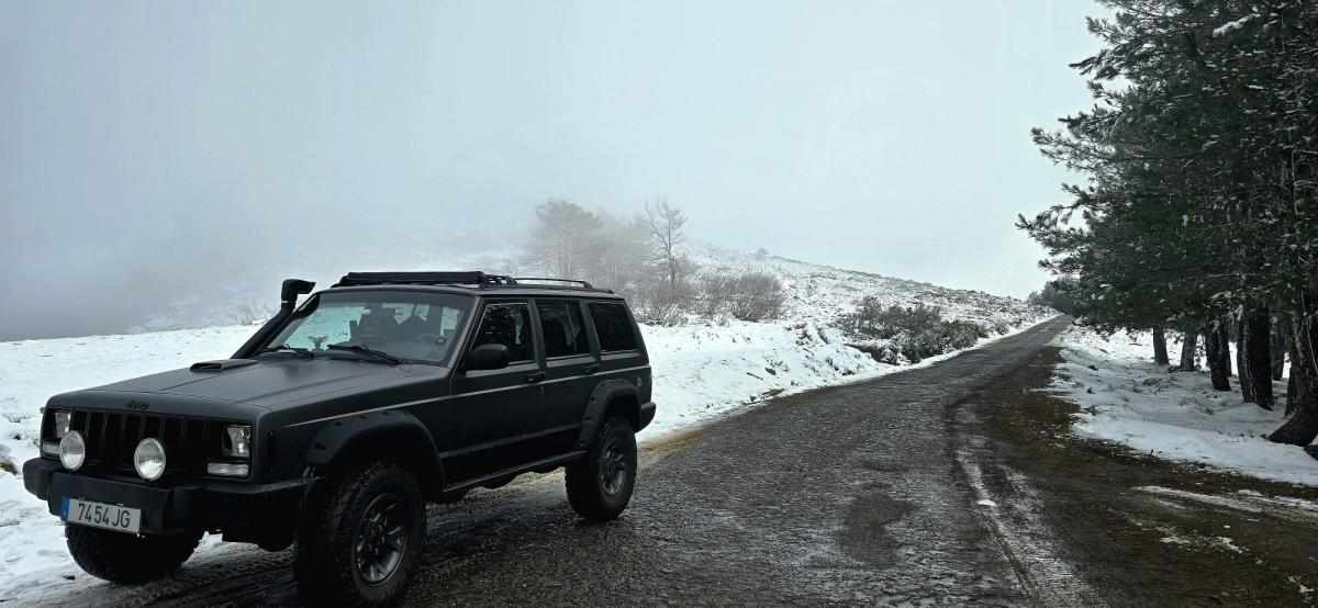jeep-cherokee-2-5-4x4-1997-diesel-2499cc