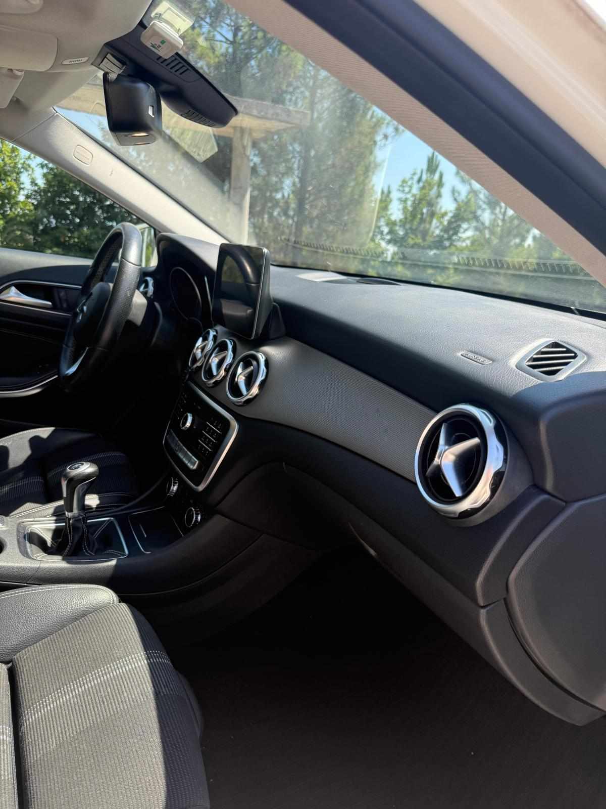 mercedes-benz-gla-180-cdi-2017-diesel-1461cc