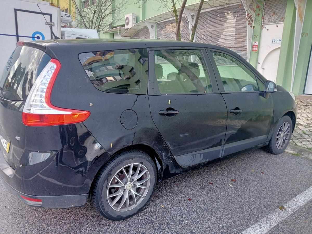 renault-scenic-1-5-dci-2012-diesel-1461cc