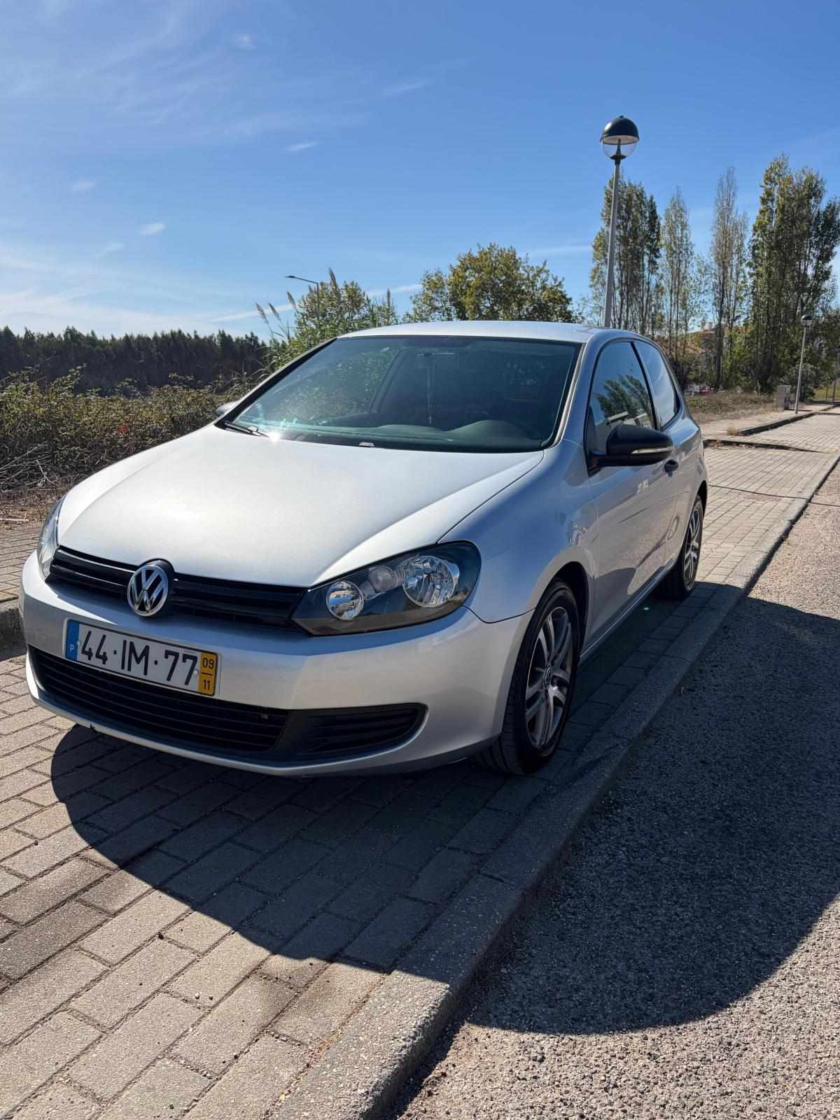 volkswagen-golf-1-6-tdi-2009-diesel-1598cc