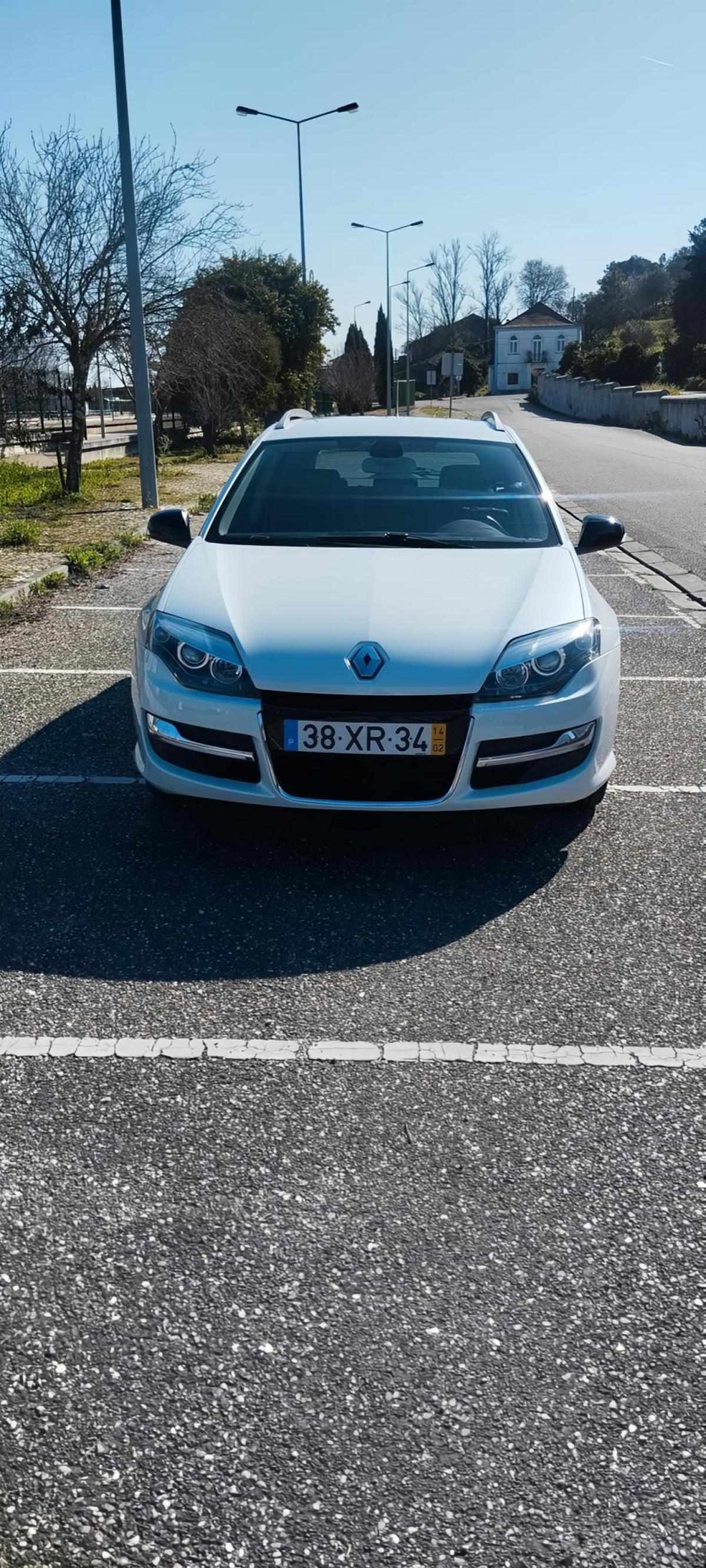 renault-laguna-1-5-dci-eco2-2014-diesel-1461cc