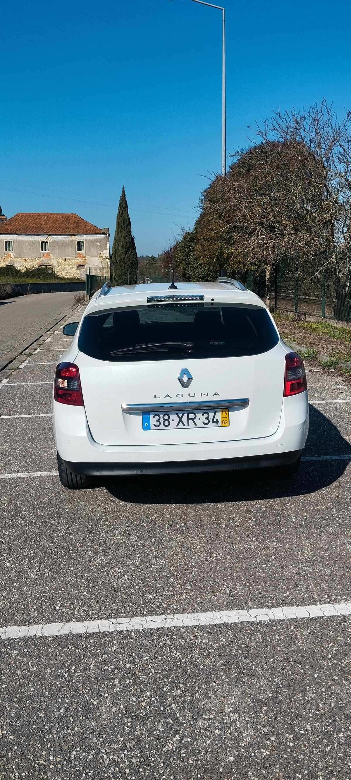 renault-laguna-1-5-dci-eco2-2014-diesel-1461cc