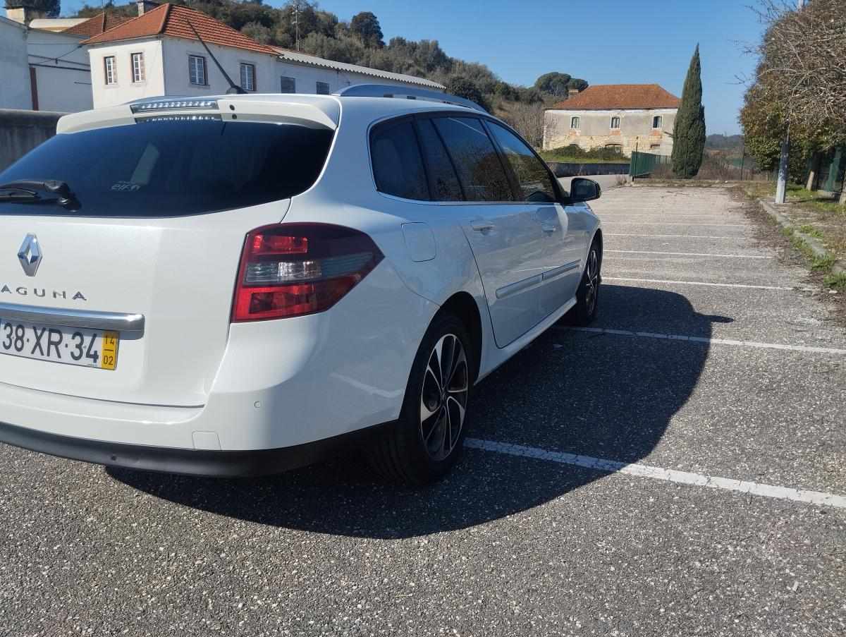 renault-laguna-1-5-dci-eco2-2014-diesel-1461cc