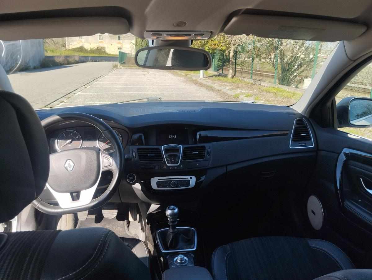renault-laguna-1-5-dci-eco2-2014-diesel-1461cc