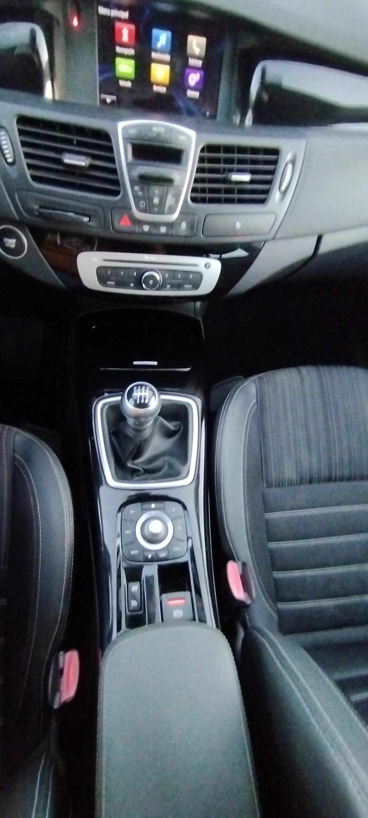renault-laguna-1-5-dci-eco2-2014-diesel-1461cc
