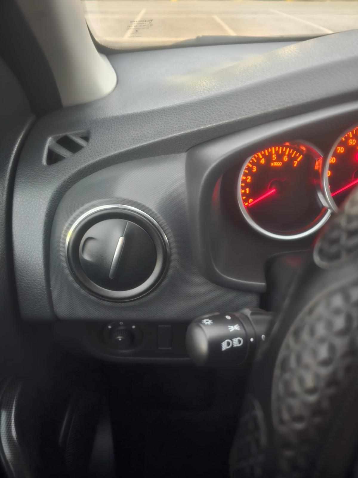 dacia-sandero-0-9-tce-2017-gasolina-898cc
