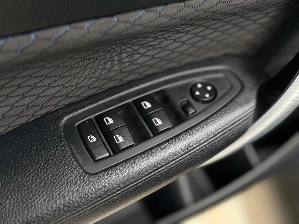 bmw-serie-1-118d-2013-diesel-1995cc