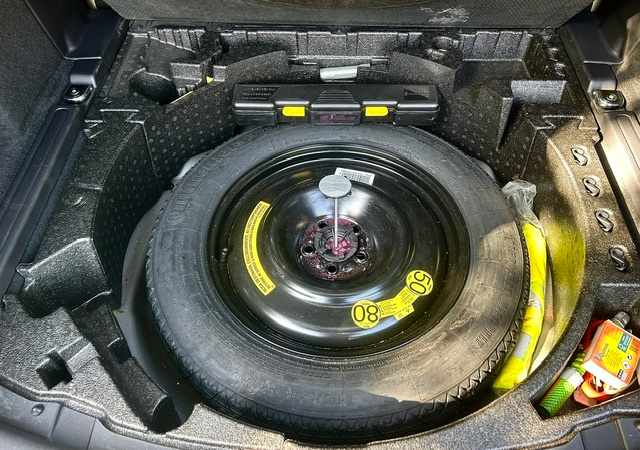 land-rover-discovery-sport-2-2-td4-4wd-2015-diesel-2179cc