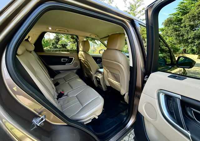 land-rover-discovery-sport-2-2-td4-4wd-2015-diesel-2179cc