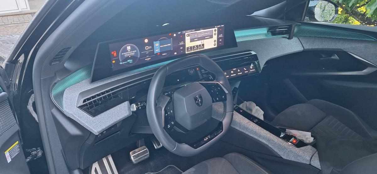 peugeot-e-3008-210-2025-eletrico